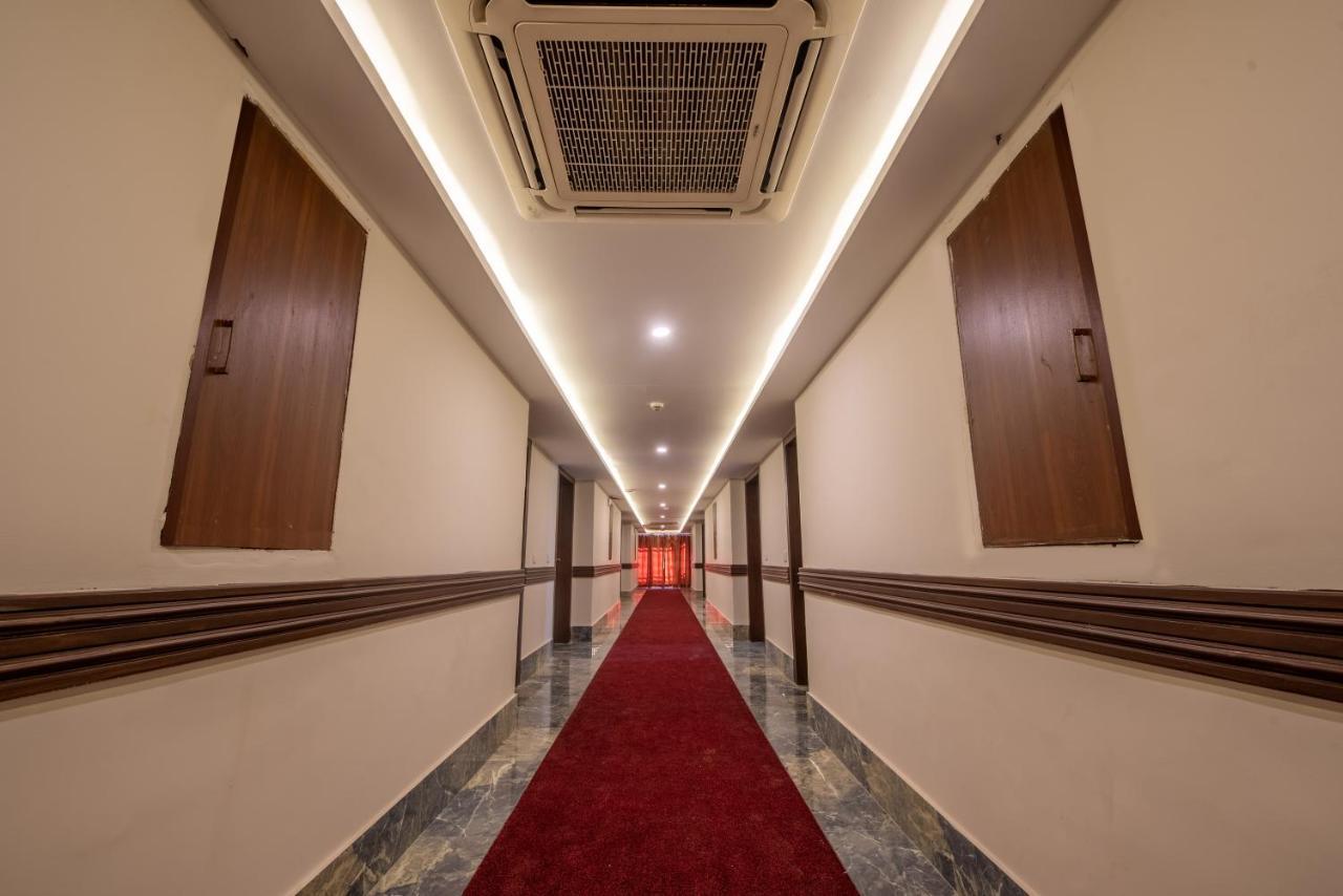 Legend Hotel Islamabad Exteriör bild